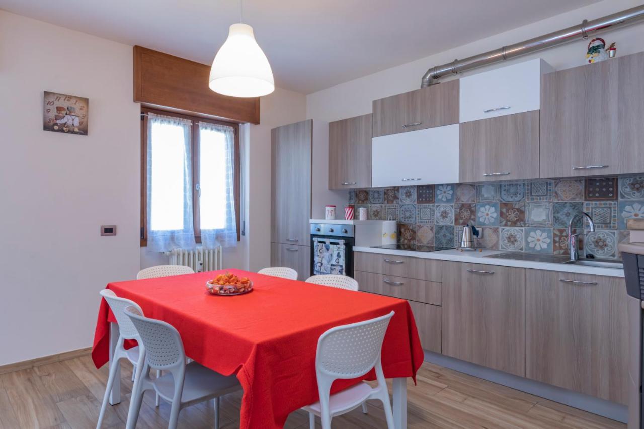 Europa Master Guest Apartment Aprica Buitenkant foto