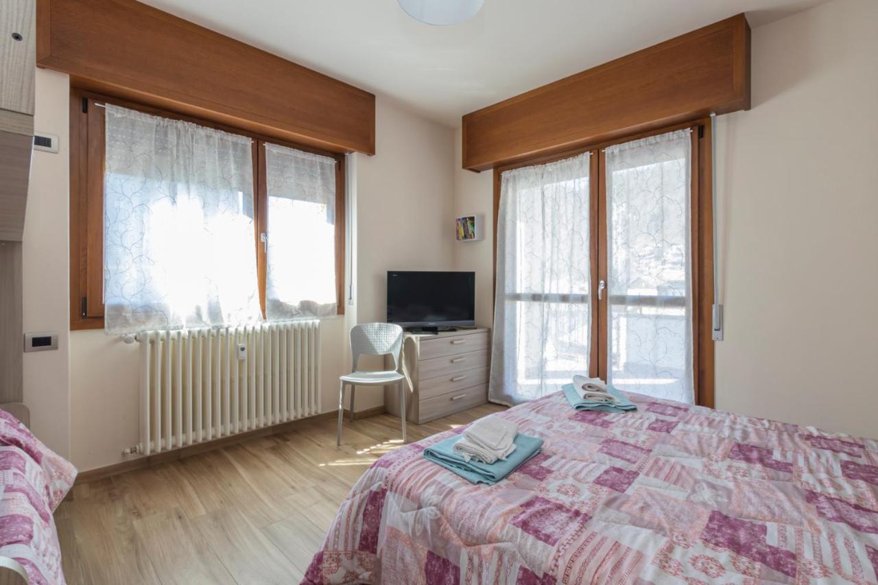 Europa Master Guest Apartment Aprica Buitenkant foto